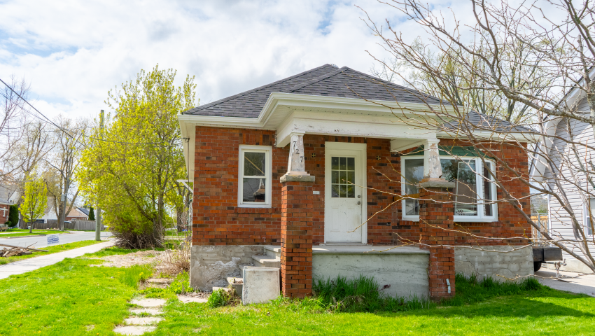 727-payne-st-peterborough-on